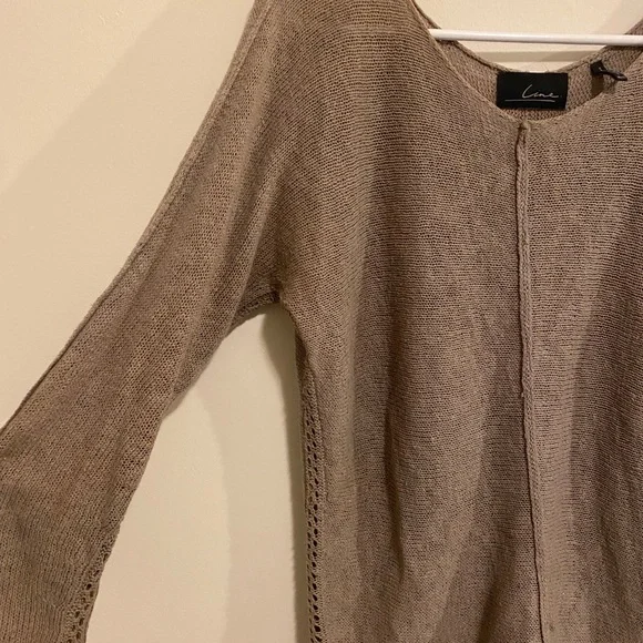 Line Lightweight Sweater - Picture 2 of 5